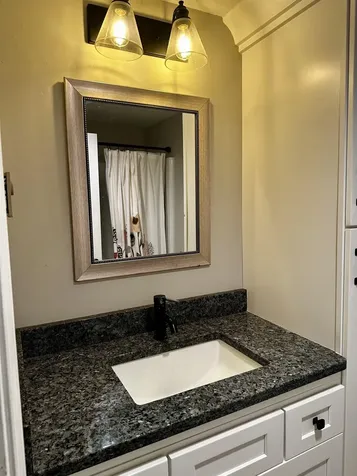 22 Essex Green Court Merrimack NH 03054