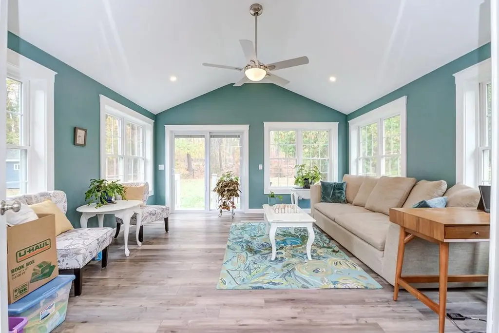 11 Sleepy Hollow Road Atkinson NH 03811