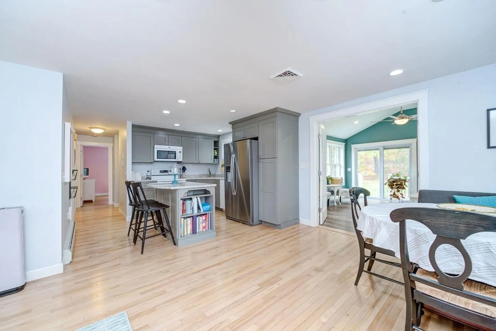 11 Sleepy Hollow Road Atkinson NH 03811