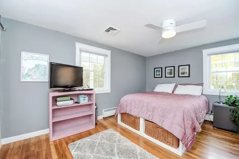 11 Sleepy Hollow Road Atkinson NH 03811