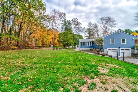 11 Sleepy Hollow Road Atkinson NH 03811