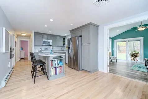 11 Sleepy Hollow Road Atkinson NH 03811