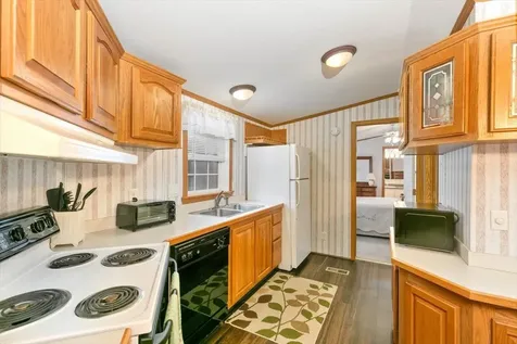 38 Rosemary Street Salem NH 03079