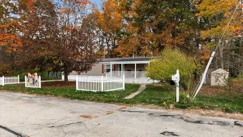 38 Rosemary Street Salem NH 03079