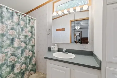 38 Rosemary Street Salem NH 03079