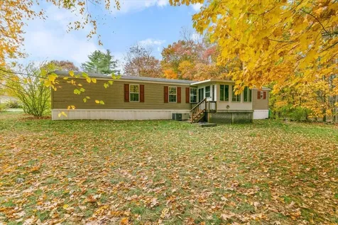 38 Rosemary Street Salem NH 03079