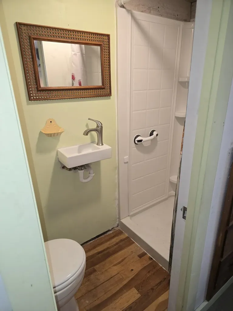 8 42nd Street Claremont NH 03743