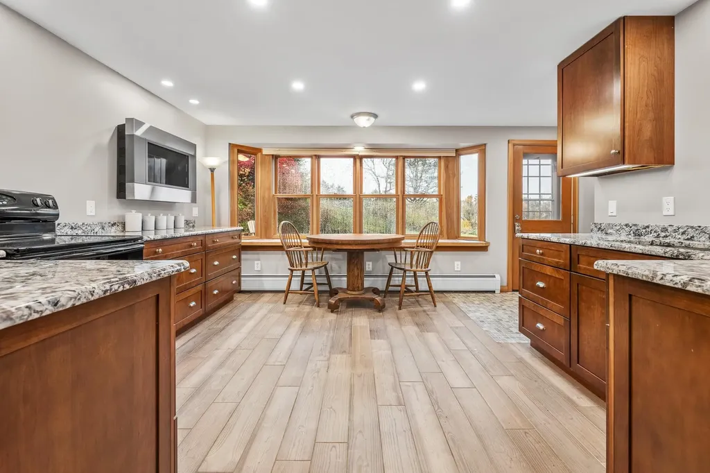 233 Route 10 Piermont NH 03779