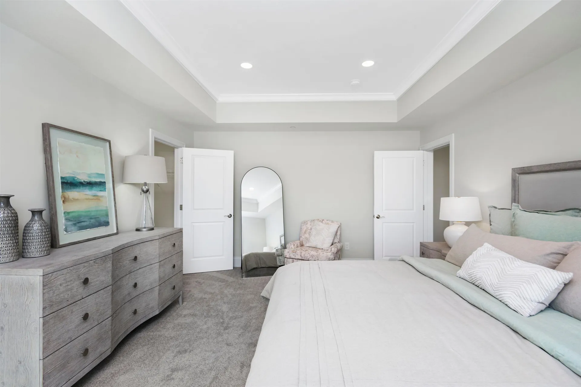 8 Acadia Drive Hudson NH 03051