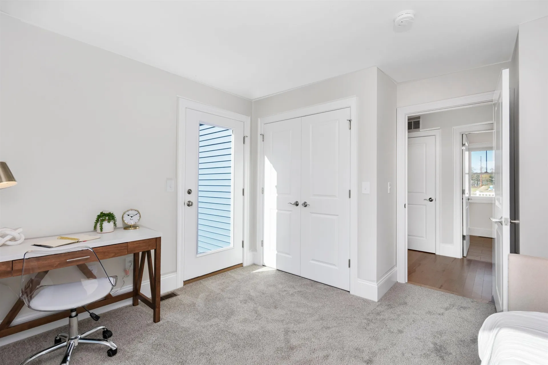 8 Acadia Drive Hudson NH 03051