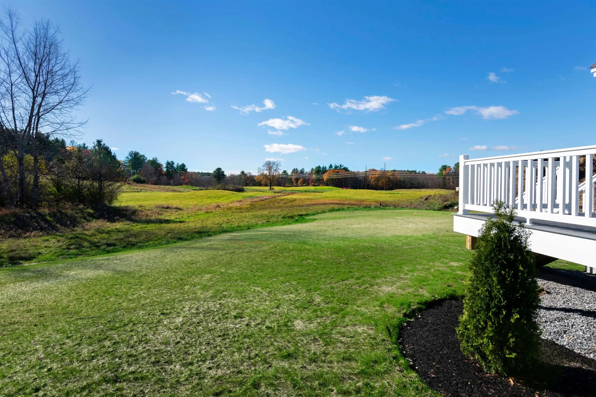 8 Acadia Drive Hudson NH 03051