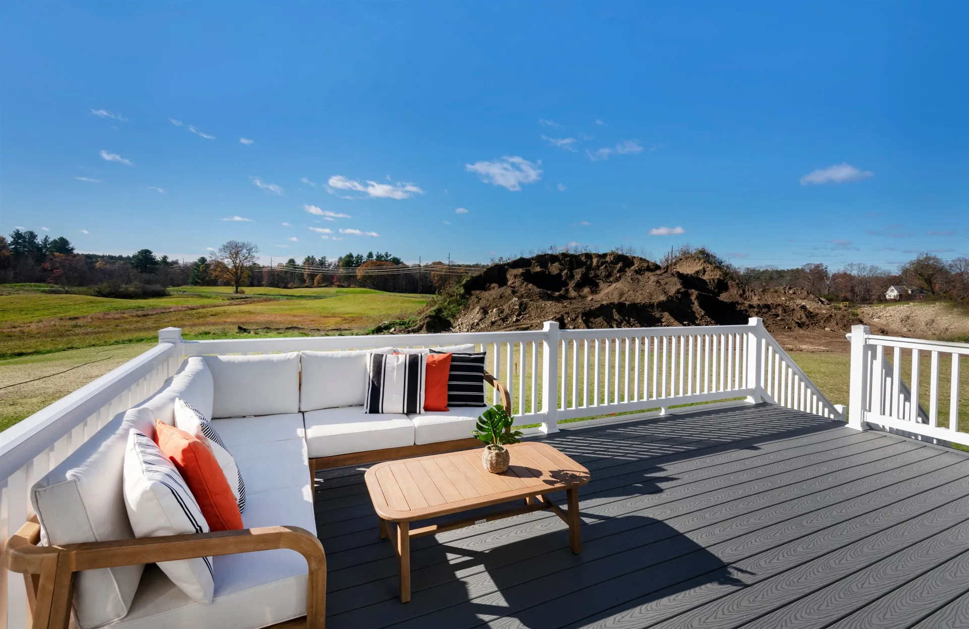 8 Acadia Drive Hudson NH 03051