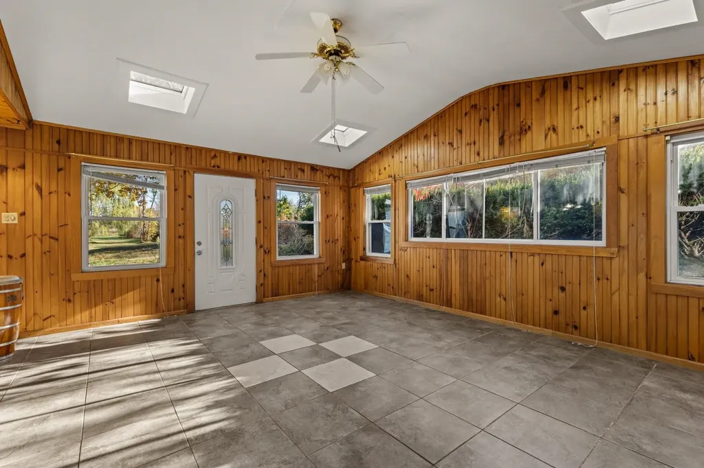 60 Ocean Road Greenland NH 03840