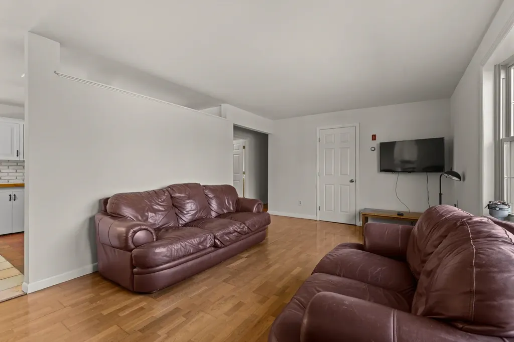 60 Ocean Road Greenland NH 03840