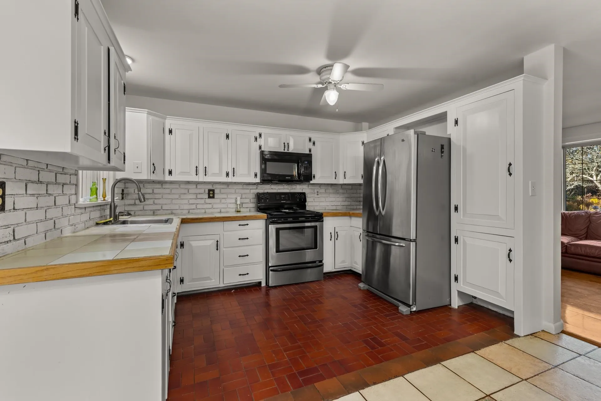 60 Ocean Road Greenland NH 03840