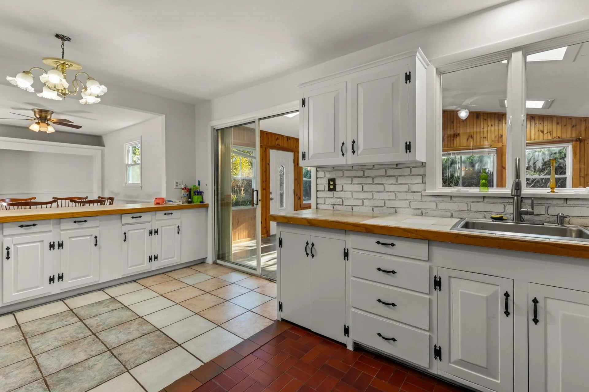 60 Ocean Road Greenland NH 03840