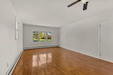 60 Ocean Road Greenland NH 03840