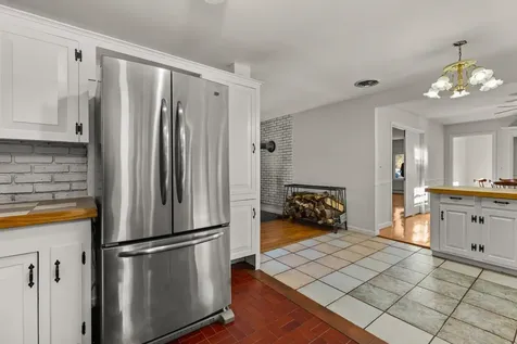 60 Ocean Road Greenland NH 03840