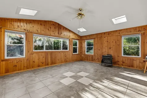 60 Ocean Road Greenland NH 03840