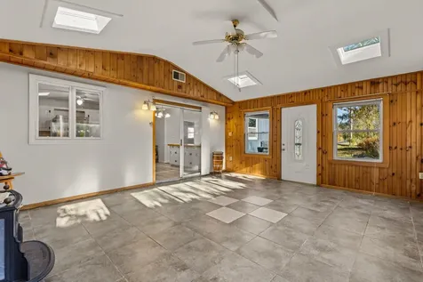 60 Ocean Road Greenland NH 03840