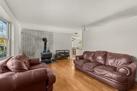 60 Ocean Road Greenland NH 03840