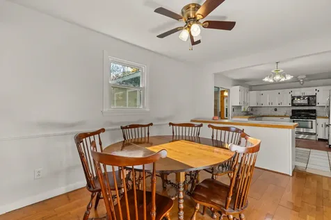 60 Ocean Road Greenland NH 03840