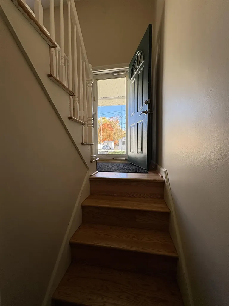 15 Kingston Drive Nashua NH 03060