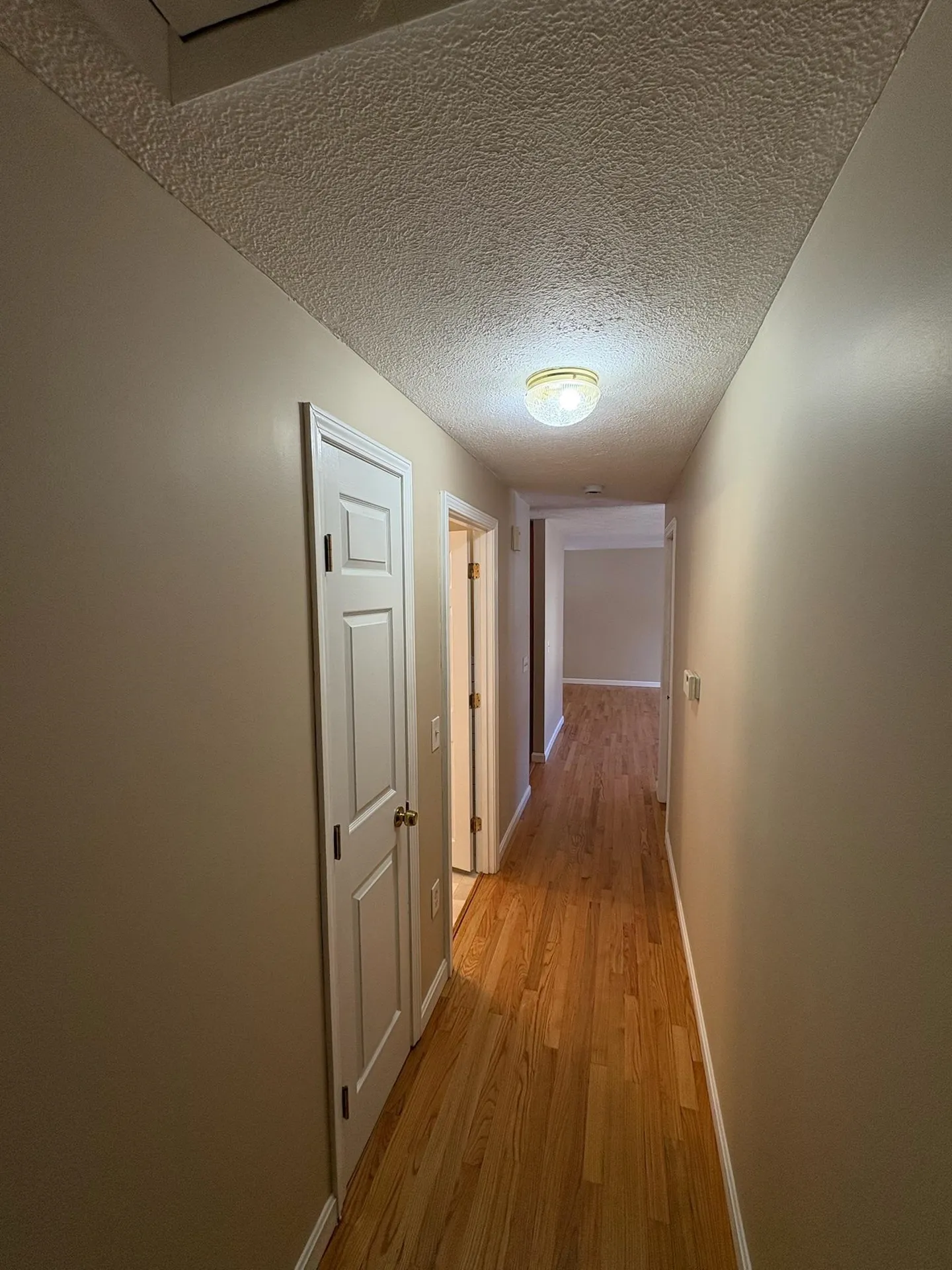 15 Kingston Drive Nashua NH 03060