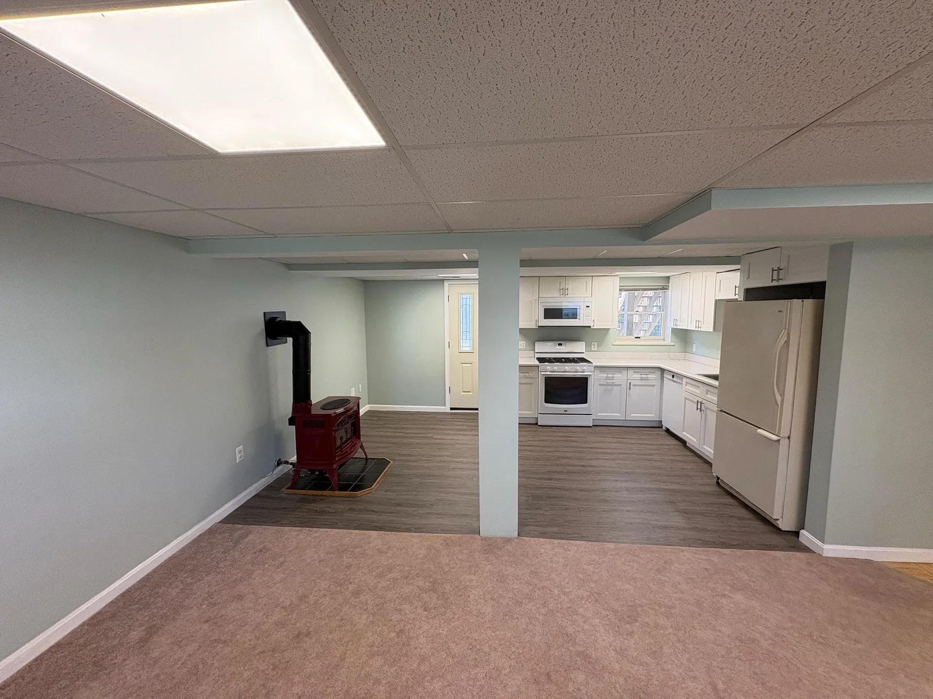 15 Kingston Drive Nashua NH 03060