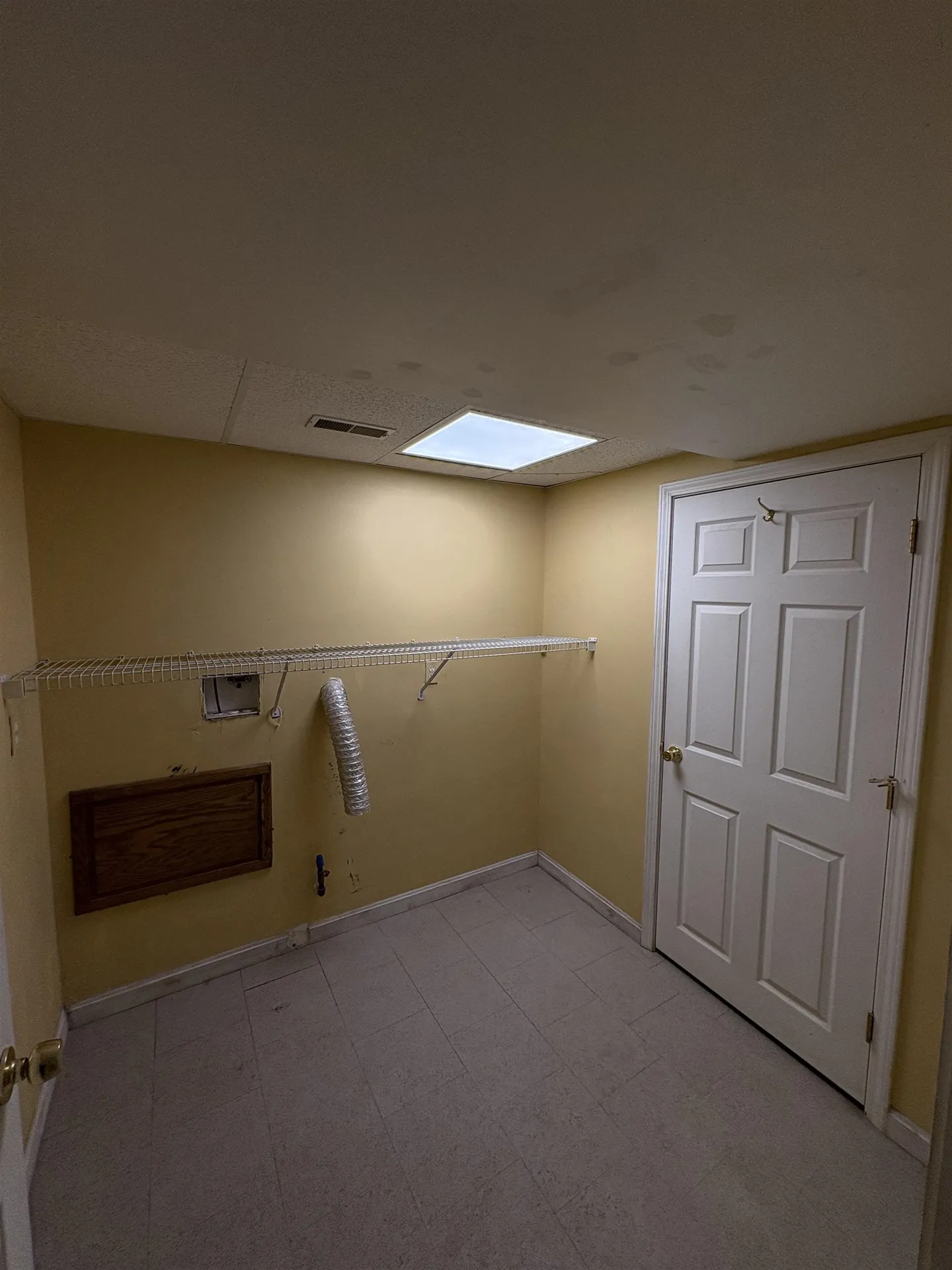 15 Kingston Drive Nashua NH 03060