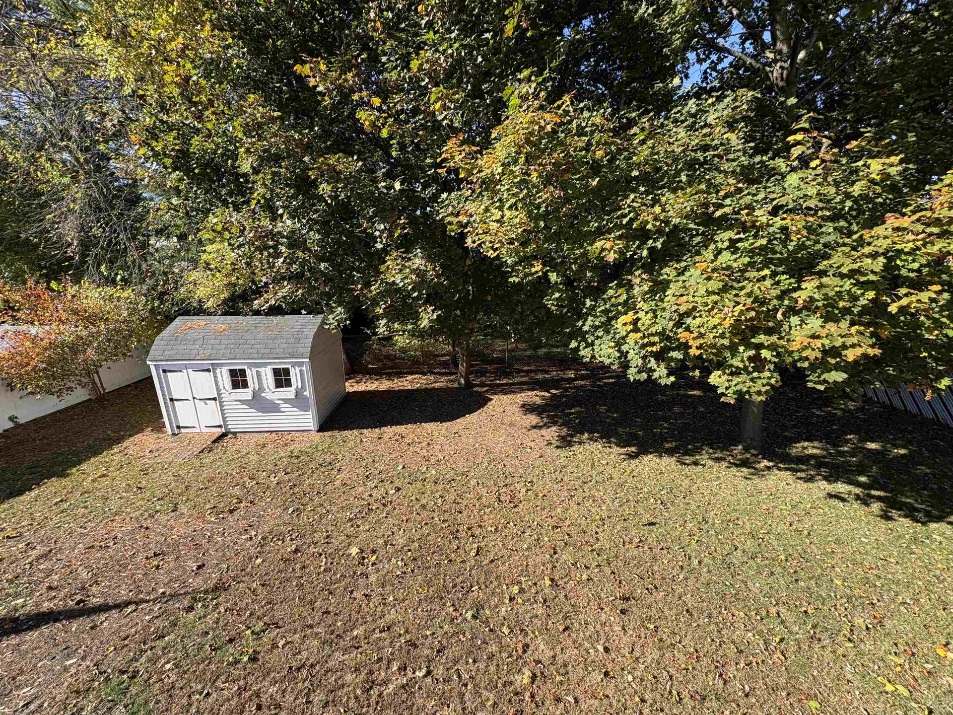 15 Kingston Drive Nashua NH 03060