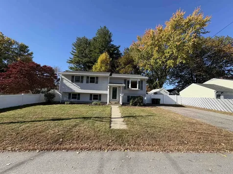 15 Kingston Drive Nashua NH 03060