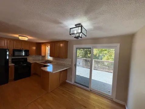 15 Kingston Drive Nashua NH 03060