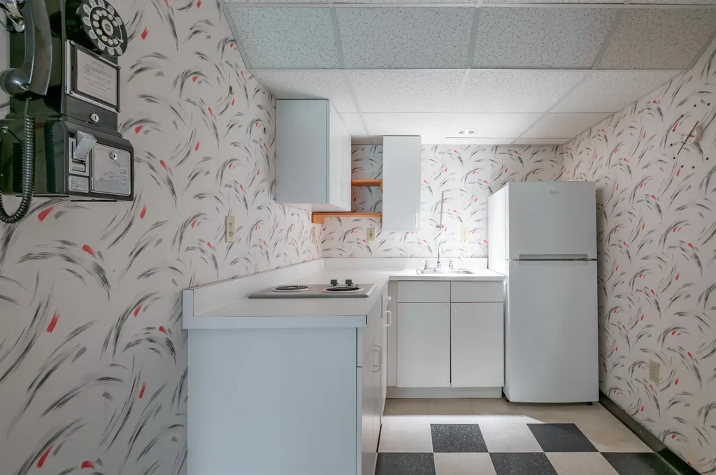 28 Merrimack Drive Merrimack NH 03054