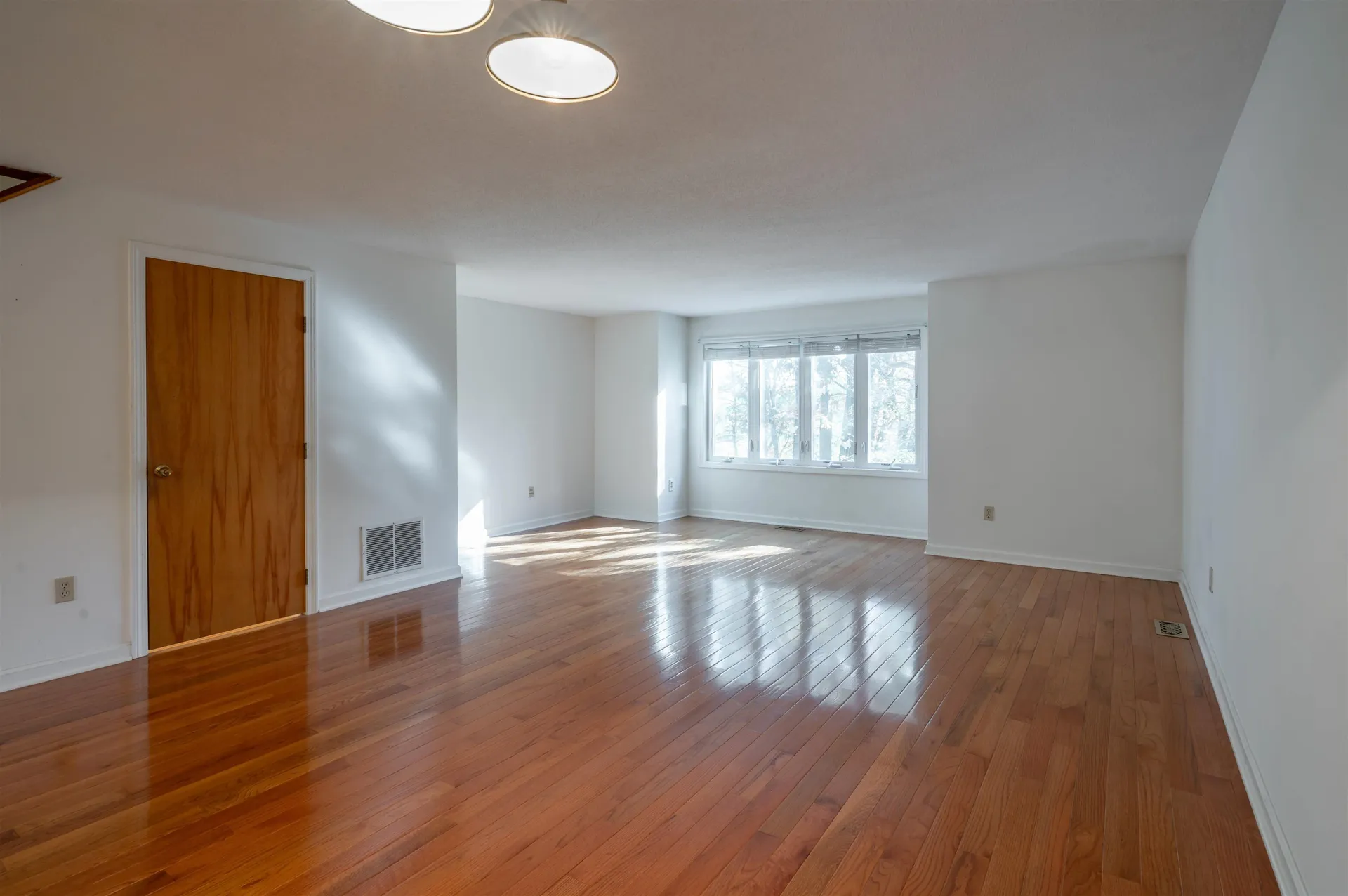 28 Merrimack Drive Merrimack NH 03054