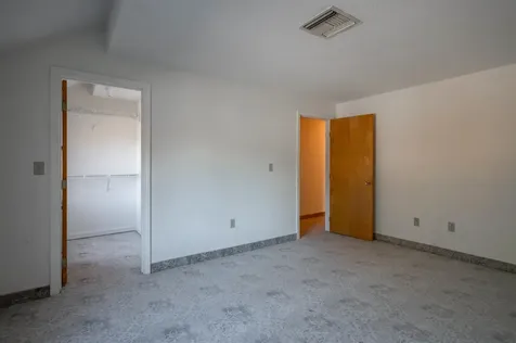 28 Merrimack Drive Merrimack NH 03054