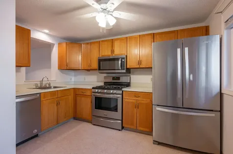 28 Merrimack Drive Merrimack NH 03054