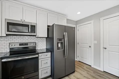 27 Westbrook Drive New Ipswich NH 03071