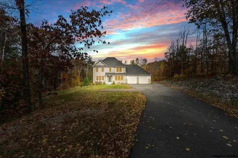 27 Westbrook Drive New Ipswich NH 03071