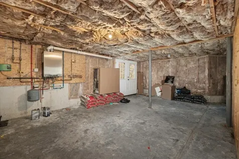 27 Westbrook Drive New Ipswich NH 03071