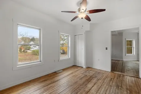 11 Racine Street Franklin NH 03235