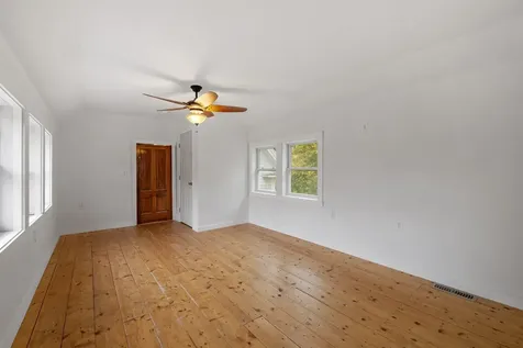 11 Racine Street Franklin NH 03235