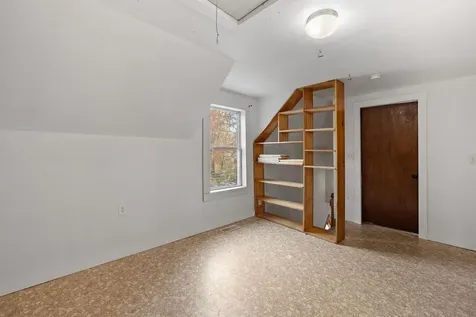 11 Racine Street Franklin NH 03235