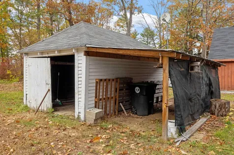 11 Racine Street Franklin NH 03235