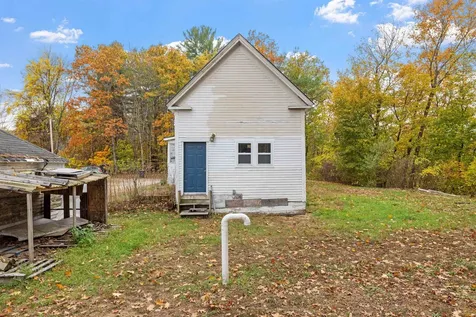 11 Racine Street Franklin NH 03235