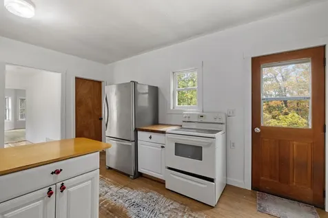 11 Racine Street Franklin NH 03235