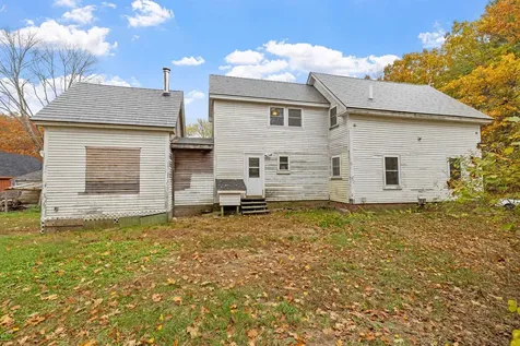 11 Racine Street Franklin NH 03235