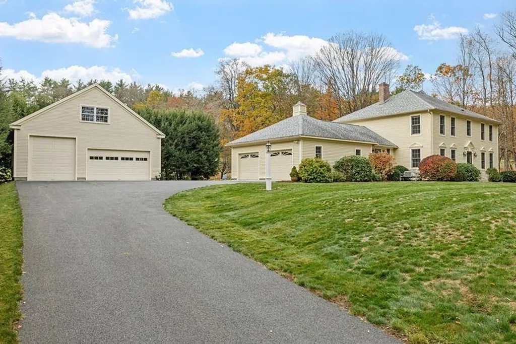 220 Hurricane Road Keene NH 03431