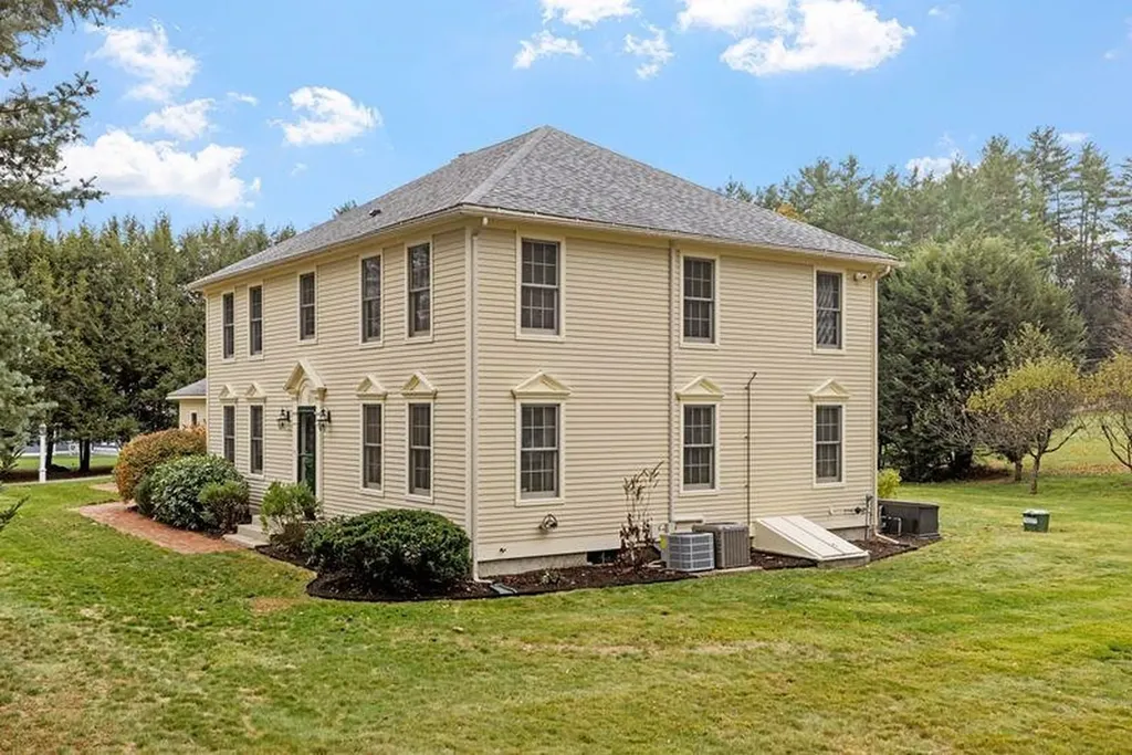 220 Hurricane Road Keene NH 03431