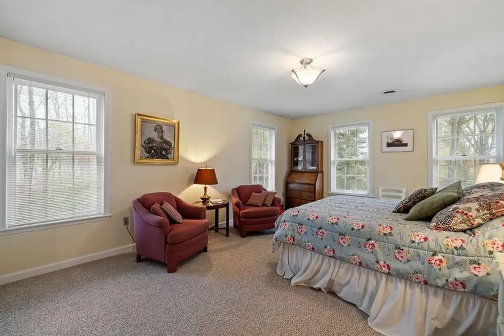 220 Hurricane Road Keene NH 03431